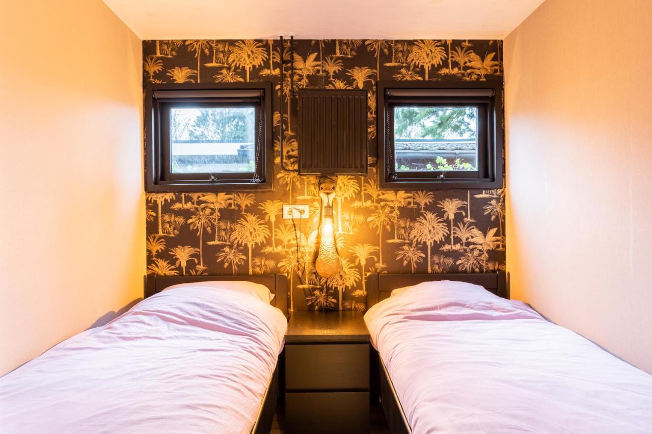 Boutique Chalet Veluwe Putten Esterno foto